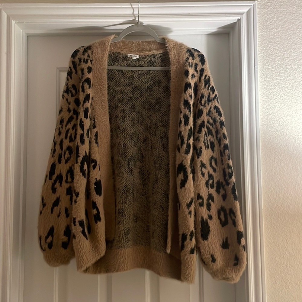 Size S/M Cheetah Print cardigan